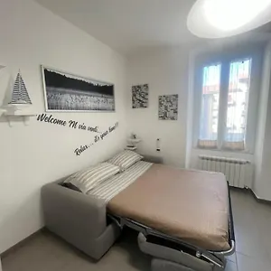 Appartement In Via Venti, La Spezia